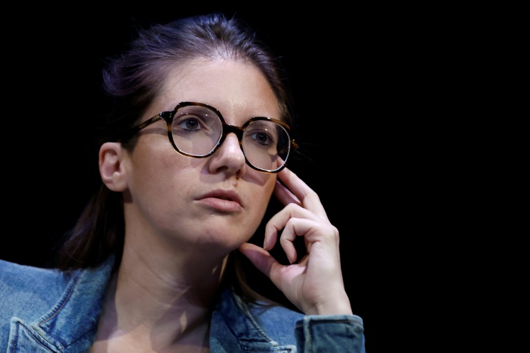 Soupçons de faux témoignage sur les crèches: l'enquête visant Aurore Bergé terminée, sans mise en examen