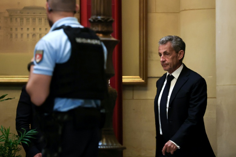 Au dernier jour de son interrogatoire, Sarkozy répète qu'il n'y a 