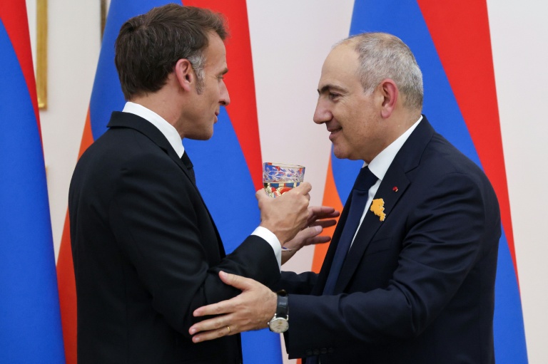 En Arménie, Macron prône la 