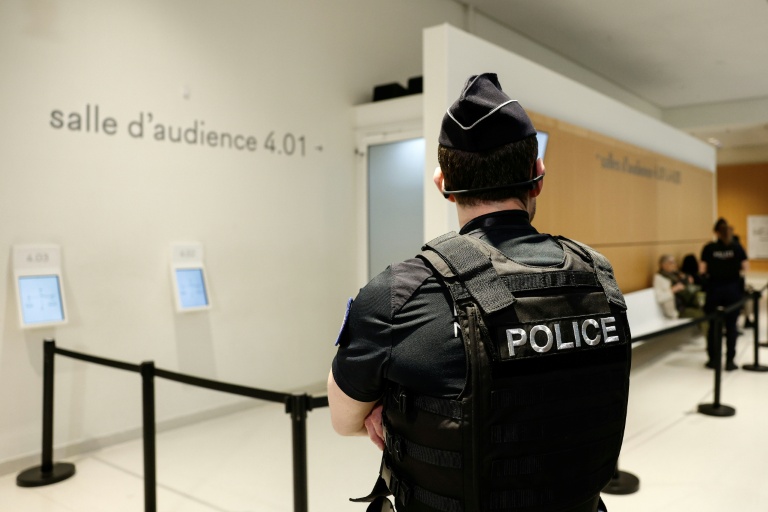 Périscolaire à Paris: procès à huis clos d'un animateur pour agressions sexuelles