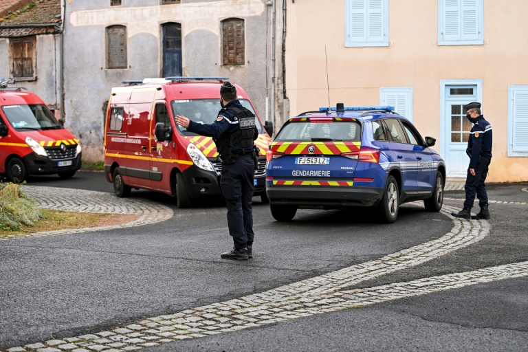 Trois gendarmes tués par un forcené en 2020: plaintes pour négligences classées sans suite