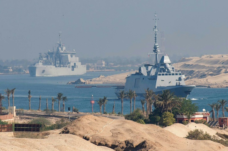 La France déploie son porte-avions en vue d'une possible mission dans le détroit d'Ormuz