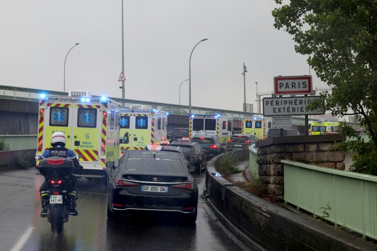 Une Française testée positive à l'hantavirus, nouvelle réunion à Matignon