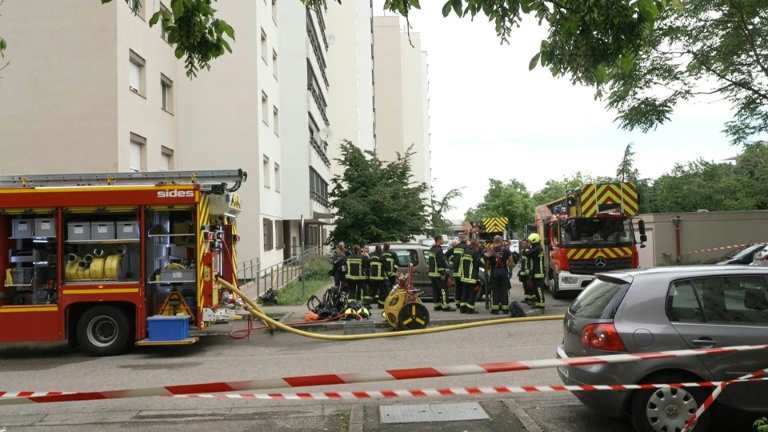 Un incendie criminel fait trois morts près de Lyon, dans un quartier exposé au narcotrafic
