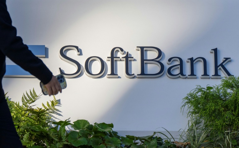 Investissements dans l'IA: SoftBank quadruple son bénéfice net annuel à 27 milliards de dollars