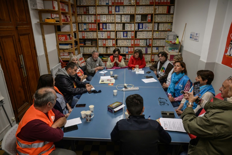 Délogés de locaux municipaux, les syndicats protestent contre le maire RN de Carcassonne