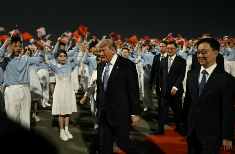 Trump arrive en Chine pour un sommet avec Xi Jinping aux lourds enjeux