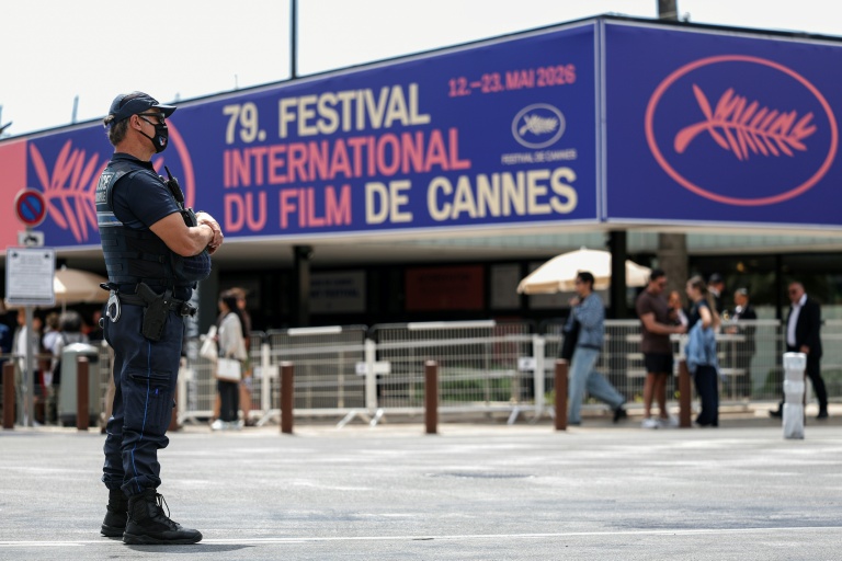 A Cannes, entre strass et stupéfiants, le chien renifleur s'invite sur la Croisette