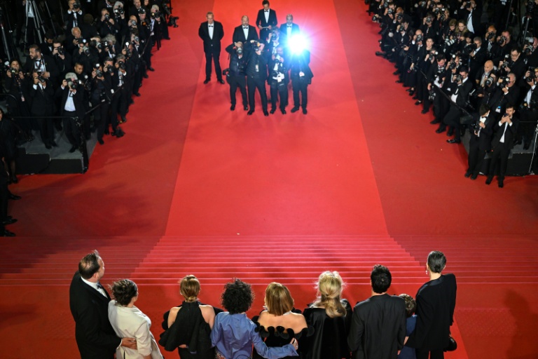 Festival de Cannes: des stars en nombre, la compétition s'accélère