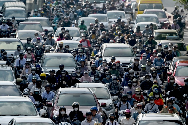Le Vietnam fait marche arrière sur l'interdiction des deux-roues à essence