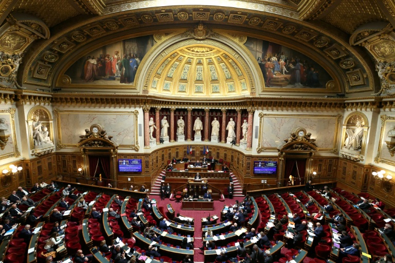 Nouvelle-Calédonie: le gouvernement engagé dans un contre-la-montre incertain au Parlement