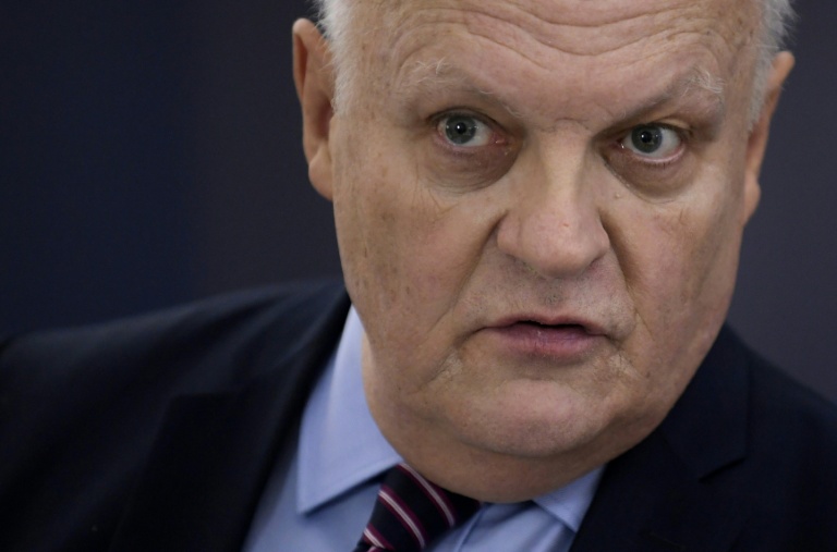 Agression et harcèlement sexuels: François Asselineau renvoyé en procès