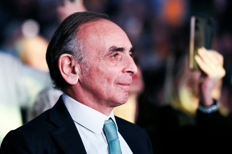Eric Zemmour à la reconquête de sa candidature