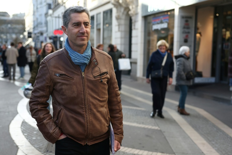 Sous les polémiques, Ruffin droit dans sa bulle