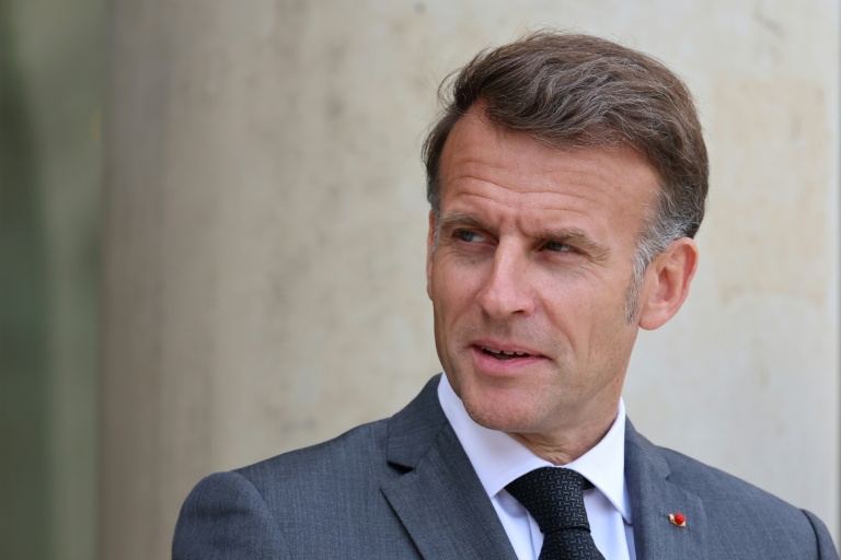 Macron réunit mardi 