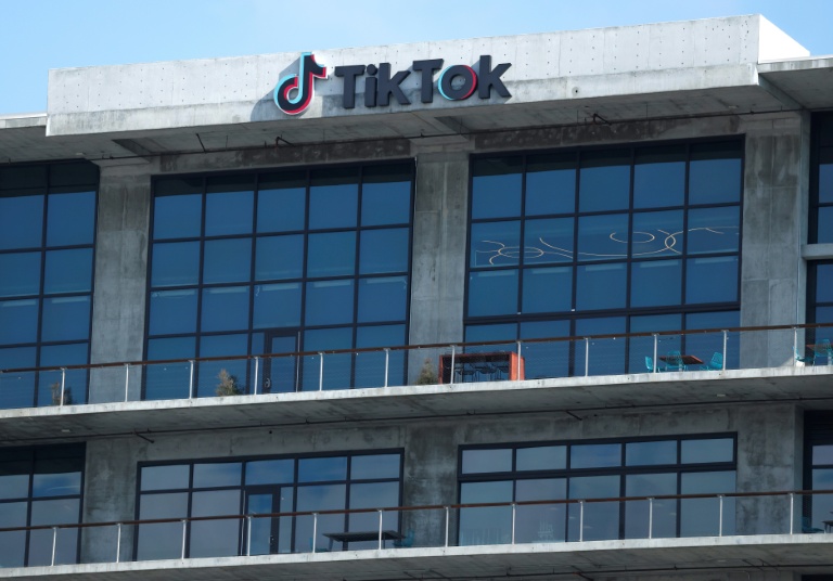 Etats-Unis: Meta, Snap, TikTok et YouTube s'entendent avec un district scolaire pour éviter un procès