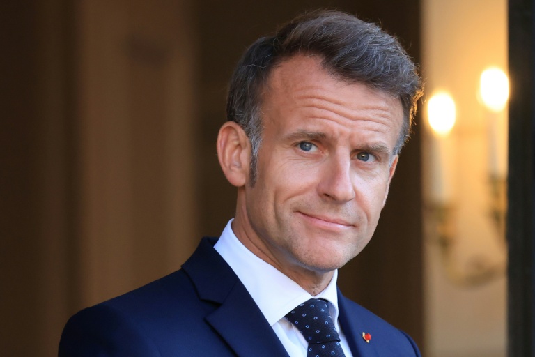 Quantique et semi-conducteurs: Macron débloque 1,55 milliard d'euros et exhorte l'Europe à investir massivement
