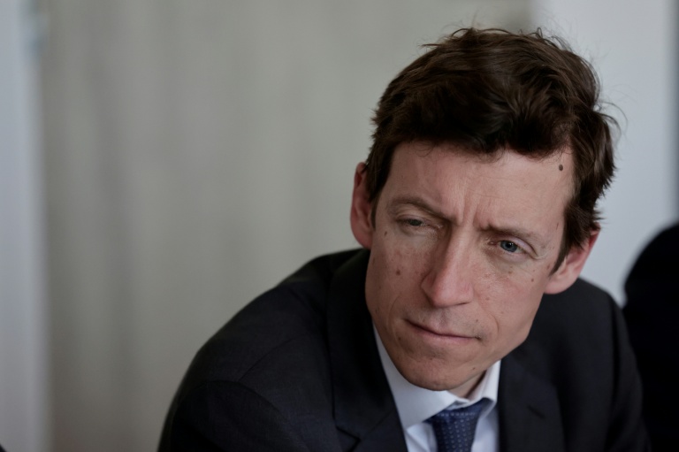 Procès Paty: le ministre de l'Education annonce saisir le bâtonnier de Paris