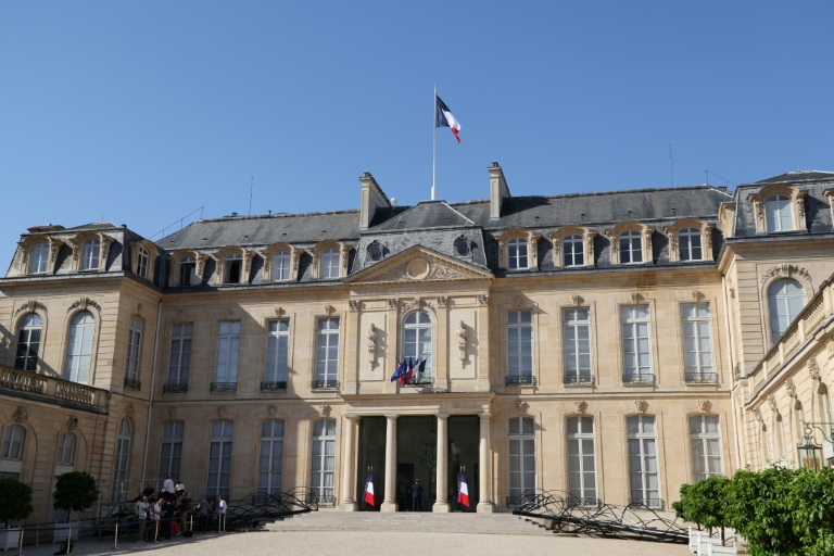 Le palais de l'Elysée perquisitionné dans l'enquête sur les panthéonisations