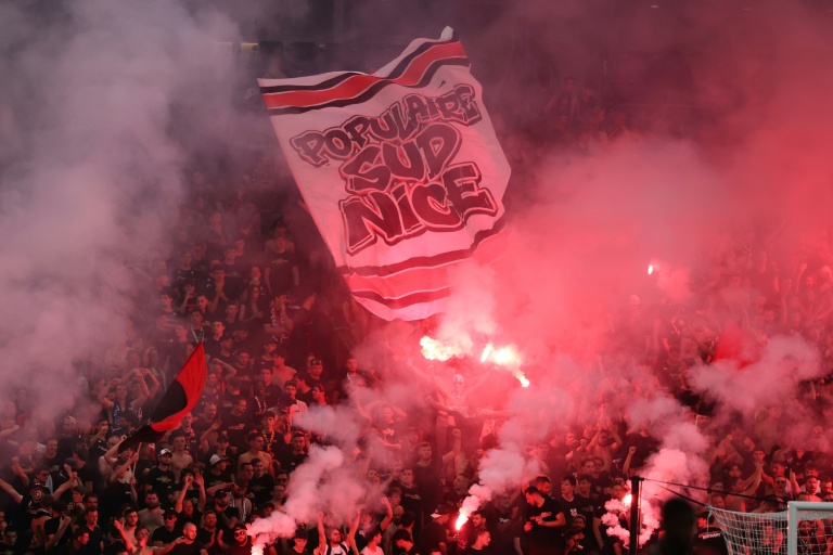 Rixe à Paris impliquant des supporters niçois: quinze mises en examen
