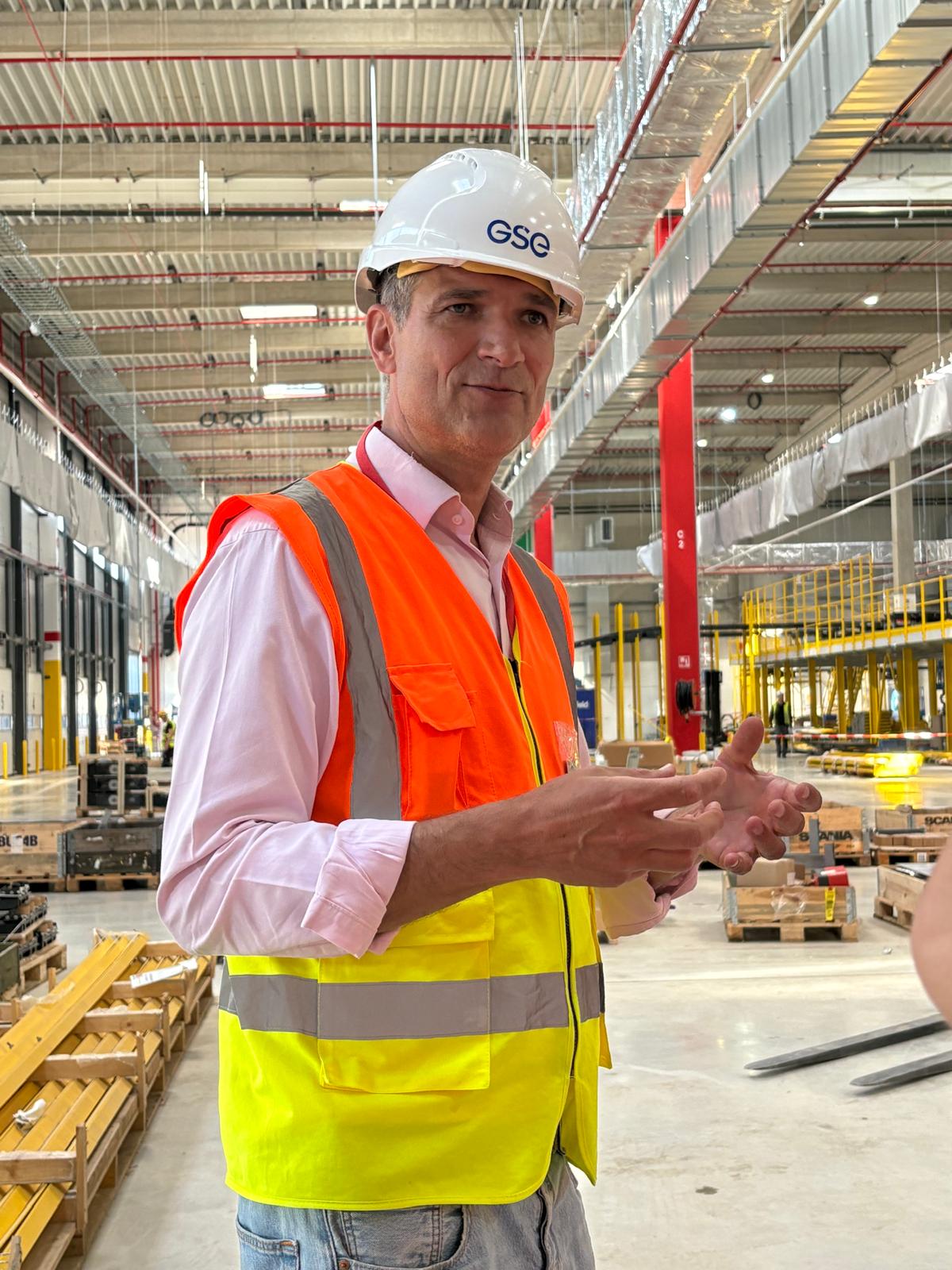 Beauvais : le futur centre logistique Amazon se construit
