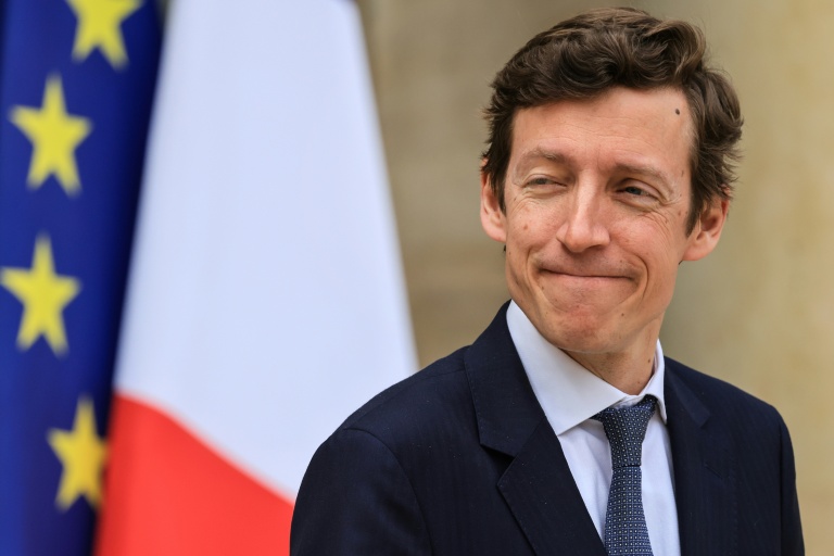Orthographe : le ministre de l'Education chute sur 