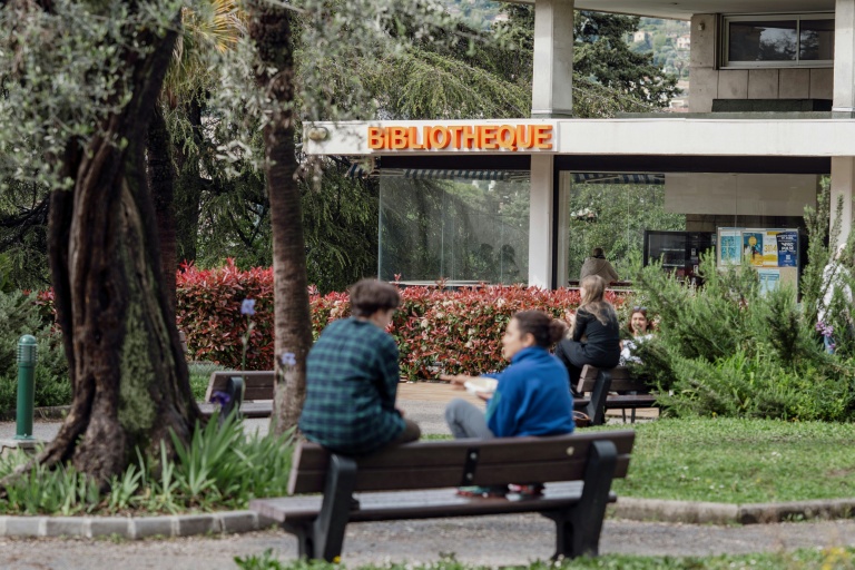 À l'université, des cours obligatoires de remise à niveau en français se multiplient