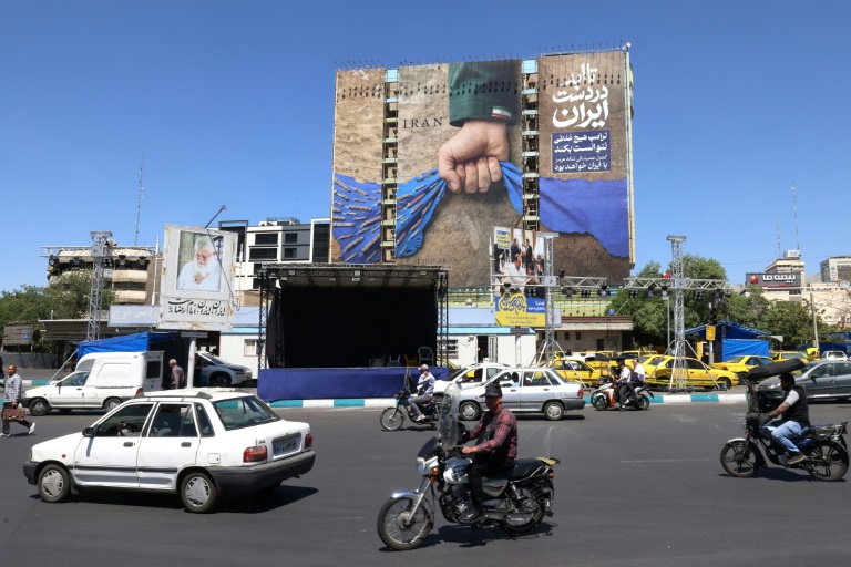 Des pétroliers iraniens passent le détroit d'Ormuz avant les nouveaux pourparlers