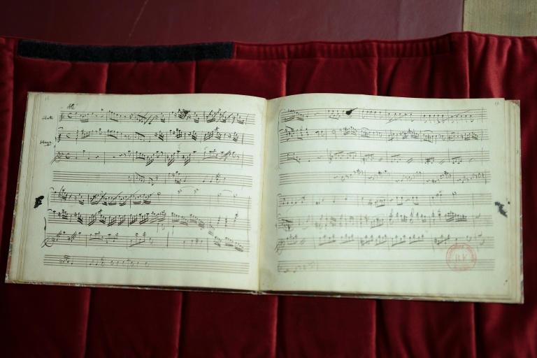 Un manuscrit inédit de Mozart, petit trésor mis en musique à Paris