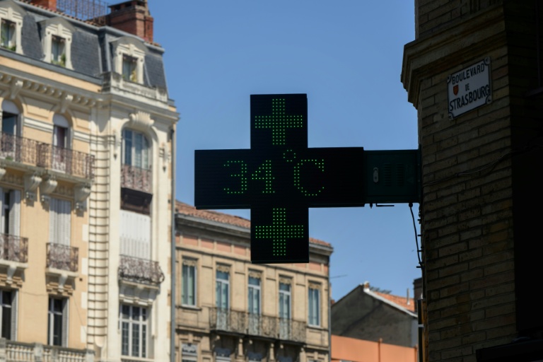 La canicule s'installe dans la durée et s'étend