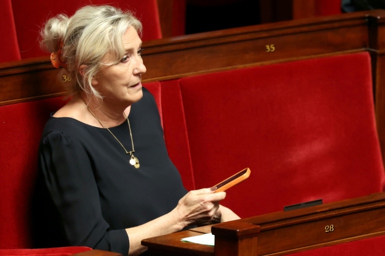 Délibéré du procès Le Pen: les différents cas de figure