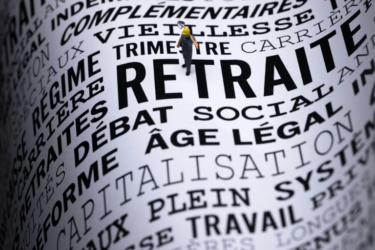 Les Français préoccupés et divisés sur les retraites, selon un sondage