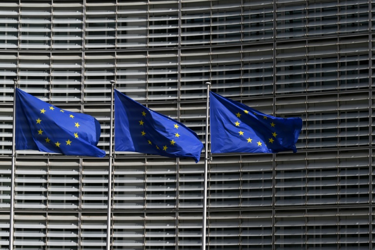 Tempête dans le cloud: l'UE veut serrer la vis à Amazon et Microsoft