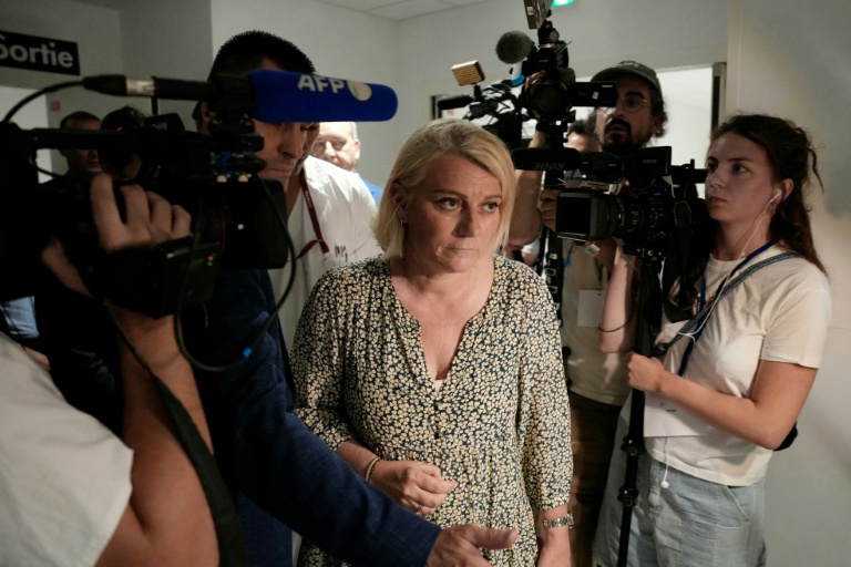 Canicule: le système de soins en gestion de crise, de premiers décès constatés en France