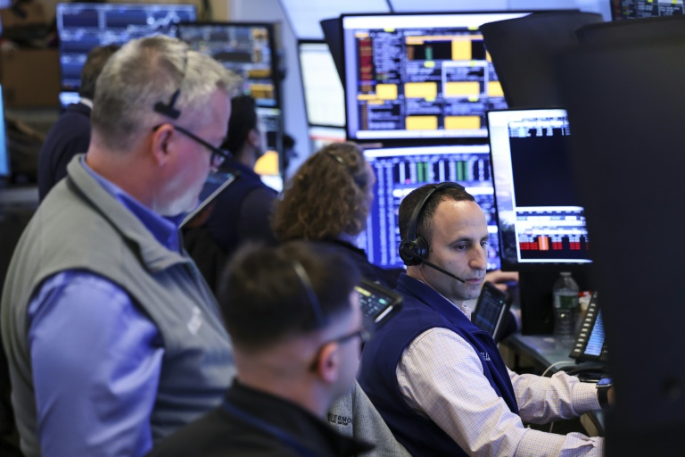 Wall Street termine sans direction claire, la tech toujours à la peine