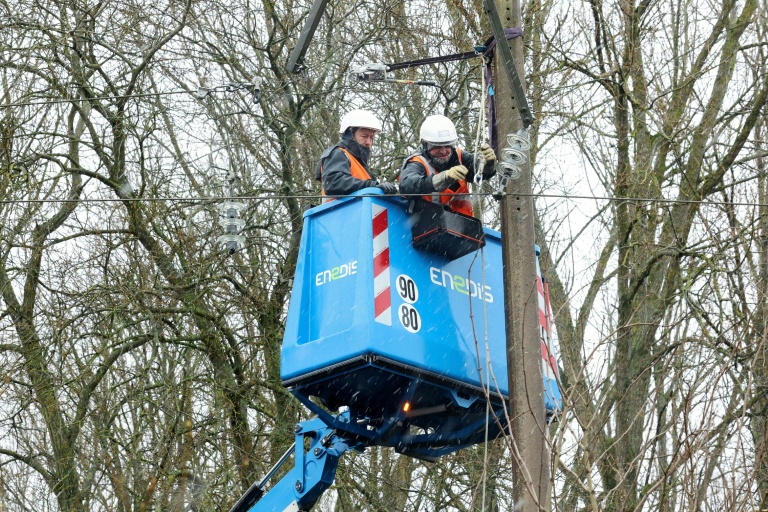 Canicule: 20.000 foyers restent privés d'électricité après les orages (Enedis)