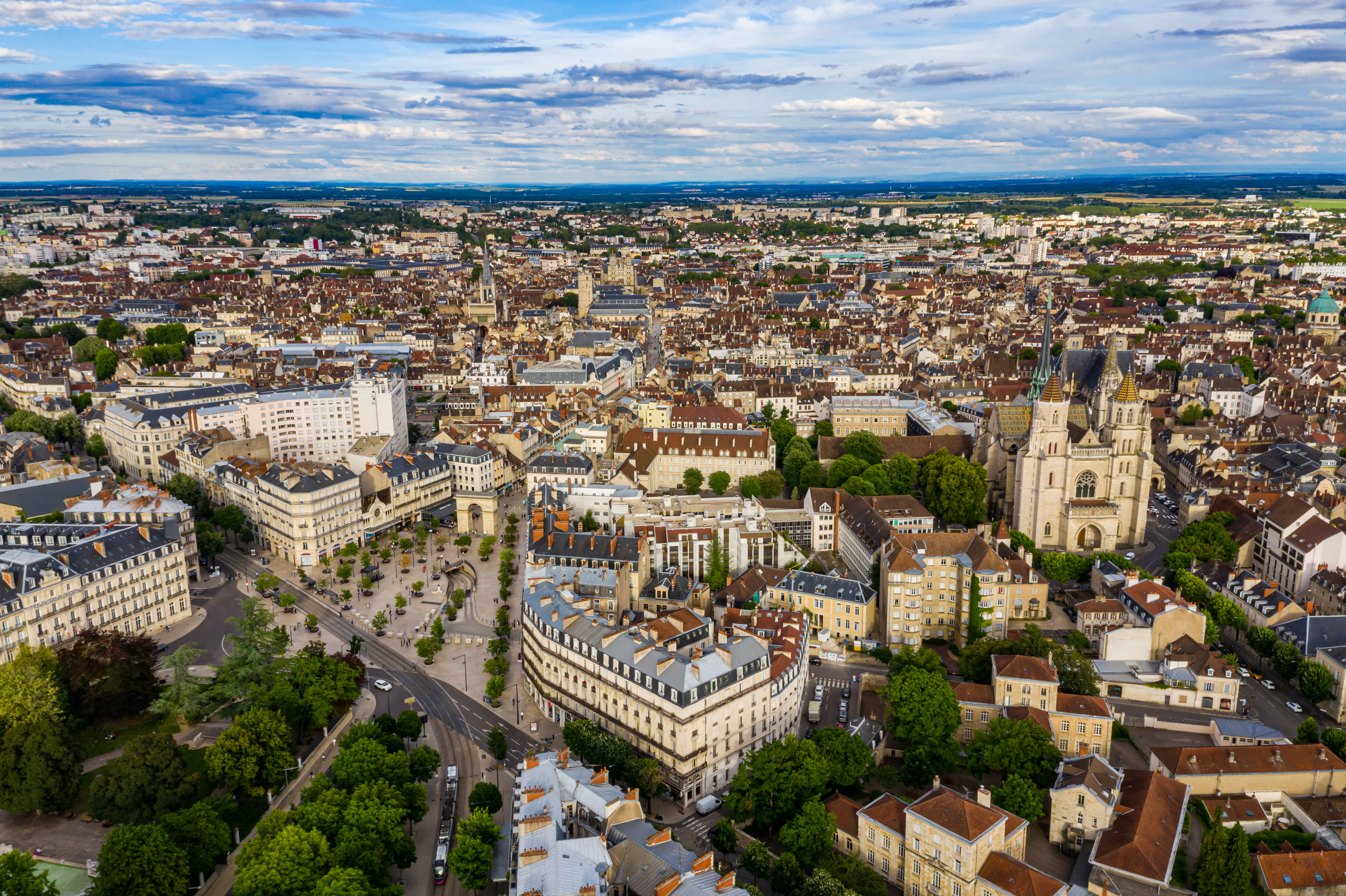 Dijon rejoint le Top 10 des villes étudiantes les plus attractives de France