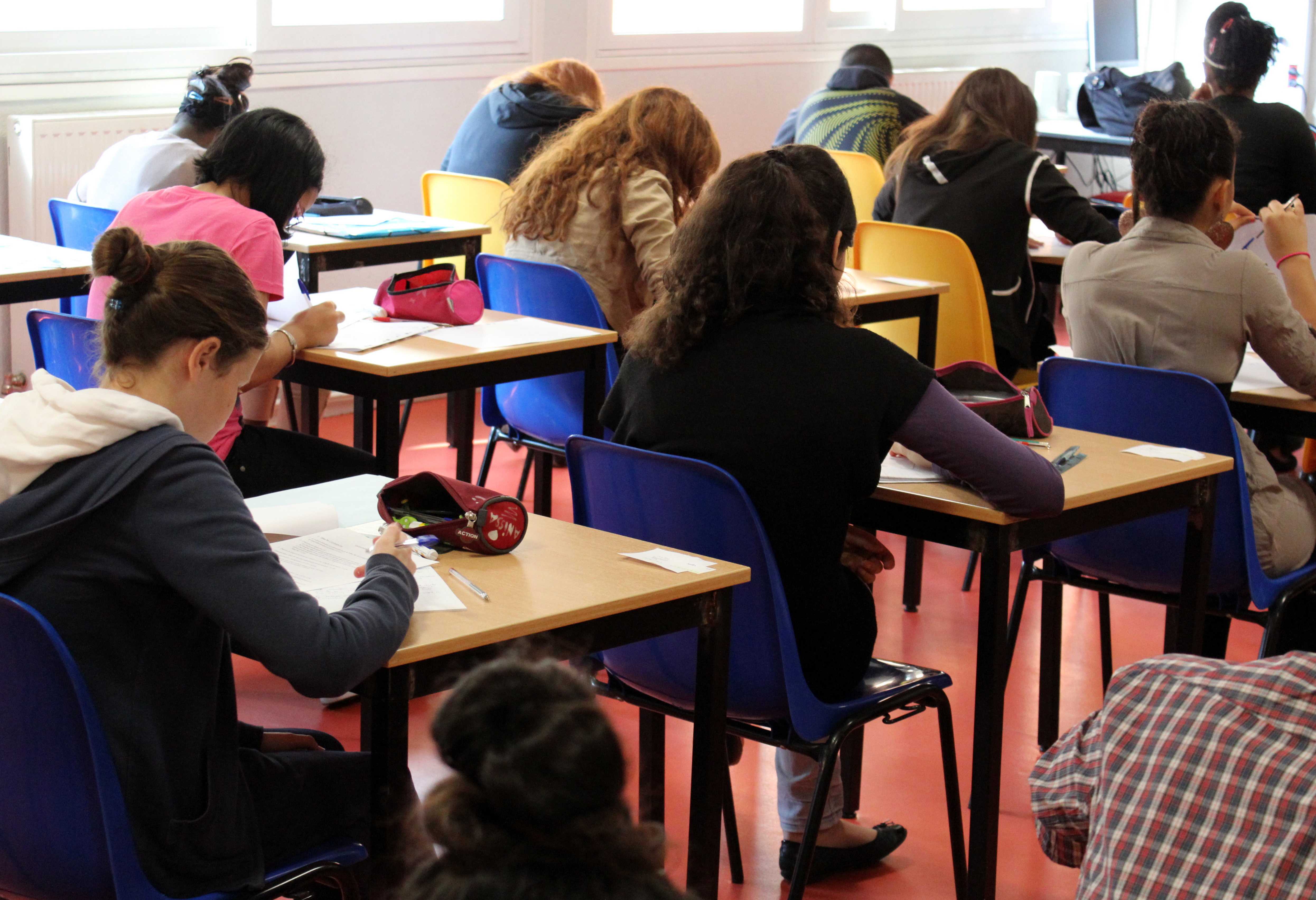 À Dijon, seize lycées présentent leurs projets pour améliorer la vie scolaire