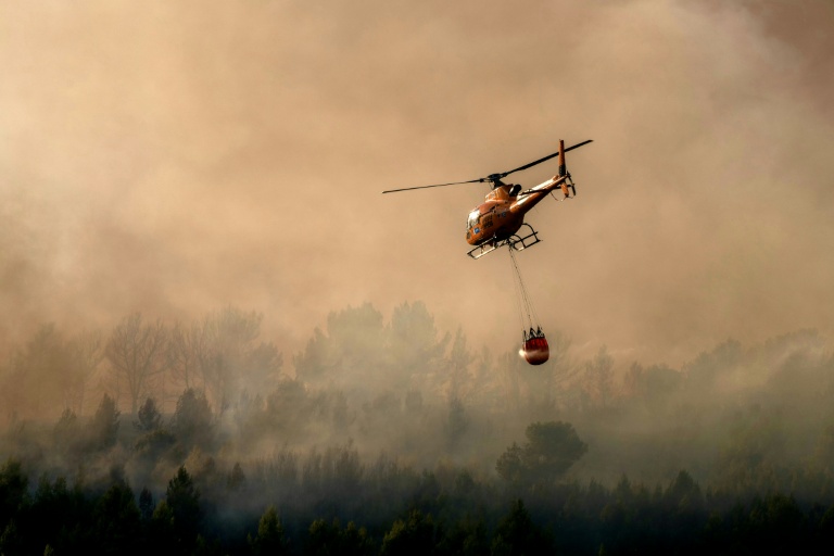 Un nouvel incendie dans les Pyrénées-Orientales a parcouru 930 hectares dans la nuit