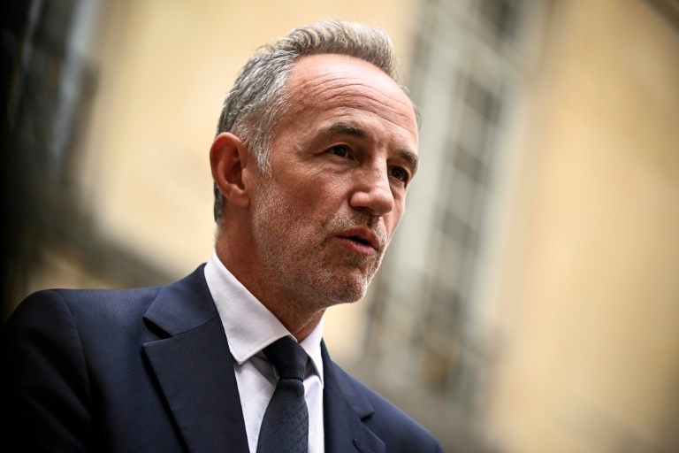 Propreté à Paris: Grégoire présente sa méthode pour traiter 1.000 