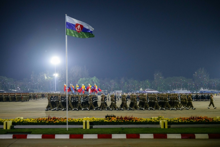 La crise birmane et la guerre au Moyen-Orient planent sur l'Asean