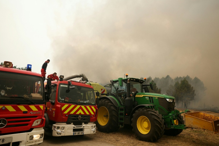 Dans la Gironde embrasée, 