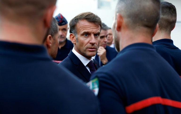 Incendies en Gironde: le retour de la chaleur fait craindre une aggravation, Macron appelle à l'unité