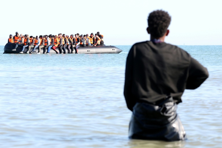 Migrants : quatre morts dans deux tentatives de traversée de la Manche