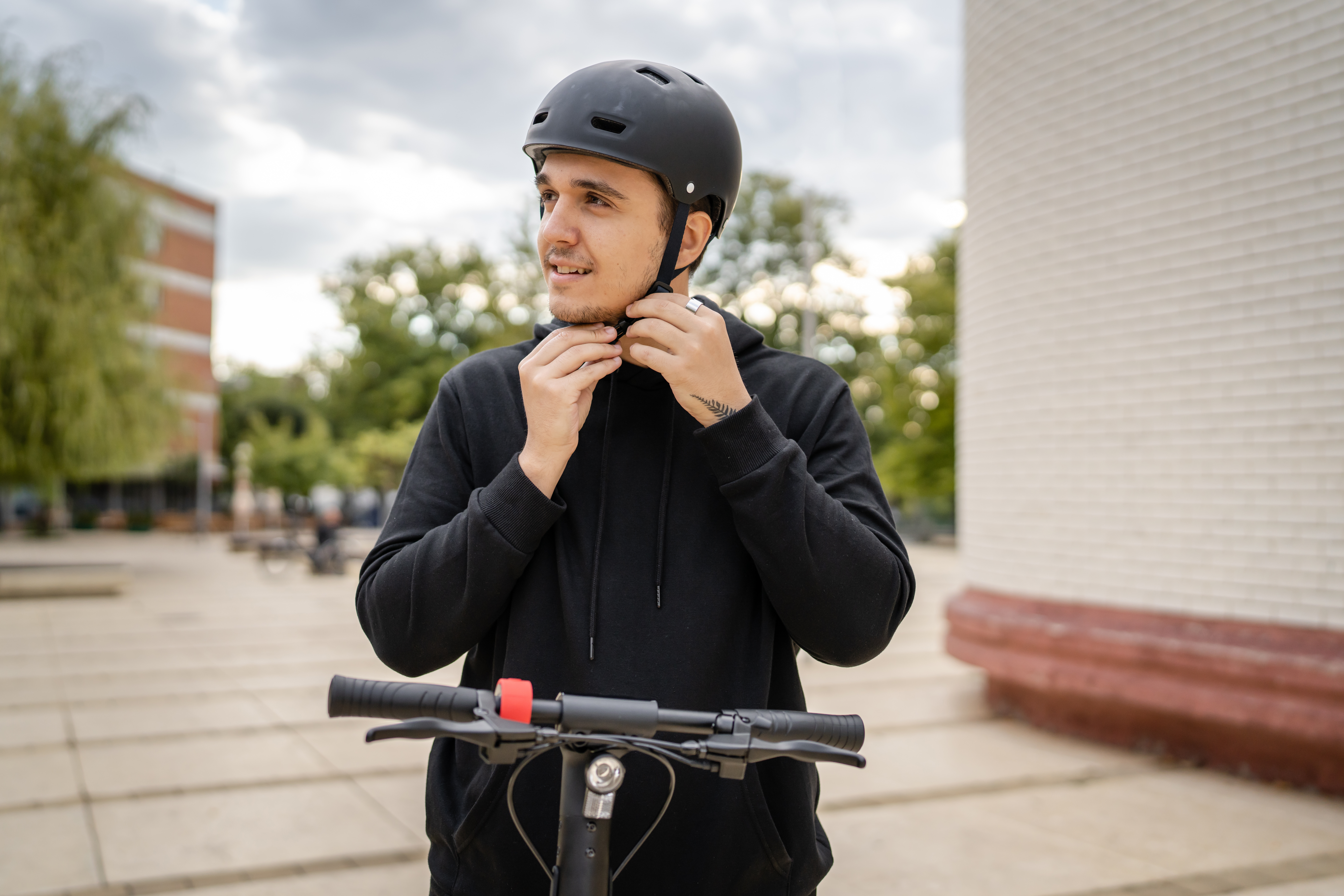Somme : port du casque obligatoire pour les conducteurs de trottinettes électriques