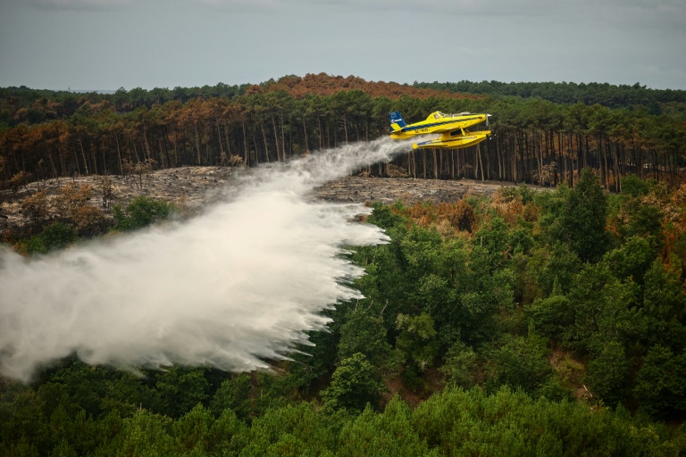 Après les incendies, doléances et colère attendent Lecornu lundi en Gironde