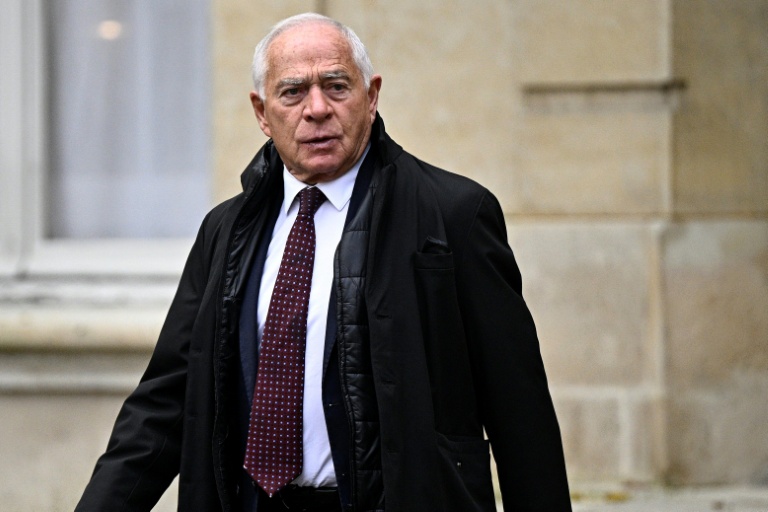 Le président du groupe macroniste au Sénat François Patriat est mort