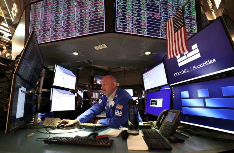 Wall Street recule, pénalisée par le rebond des coûts d'emprunt