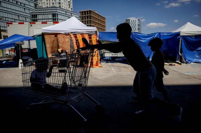 Le nombre d'enfants à la rue en France toujours en hausse, déplorent des associations