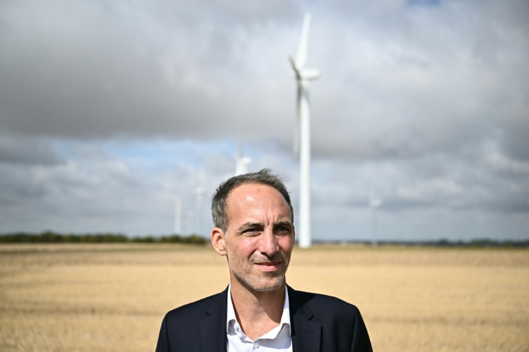 Présidentielle: Glucksmann promet 